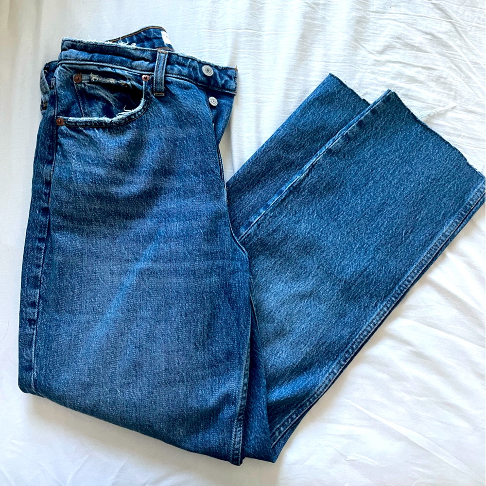 Abercrombie & Fitch High Rise 90s Curve Love Dad Jean